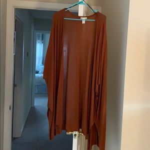 Flowy orange H&M sweater!